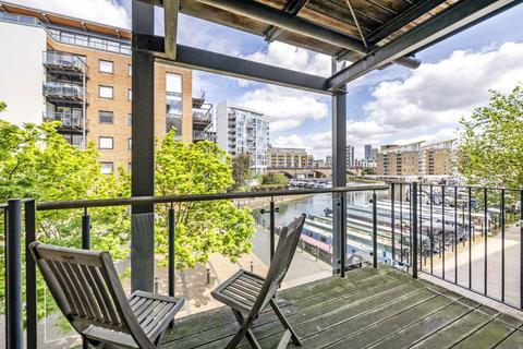 undefined, Branch Road, London E14
