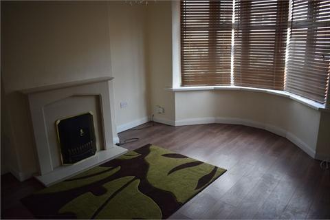 2 bedroom flat to rent, Arkwright Street, Gateshead, NE8