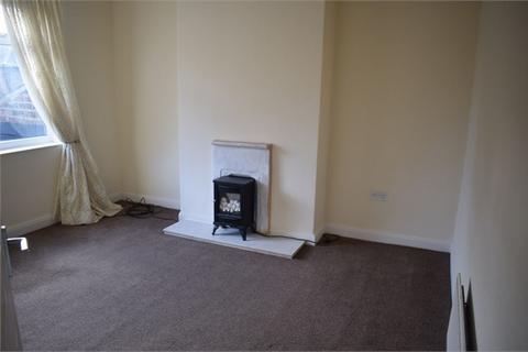 2 bedroom flat to rent, Arkwright Street, Gateshead, NE8