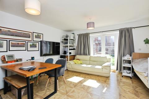 2 bedroom house for sale, Dame Kelly Holmes Way, Tonbridge, Kent, TN9