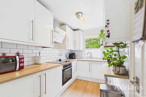 1 bedroom flat for sale, Cathedral Walk, City Centre, Chelmsford, CM1 1NX