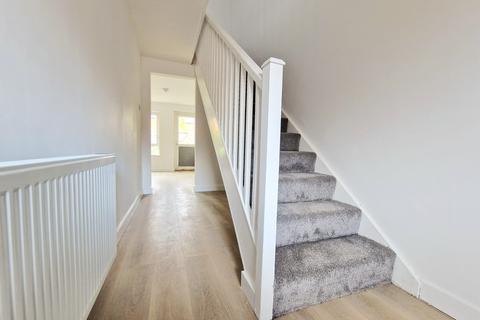 3 bedroom terraced house to rent, Bloomfield Court, Preston PR1