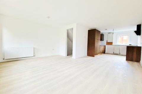3 bedroom terraced house to rent, Bloomfield Court, Preston PR1