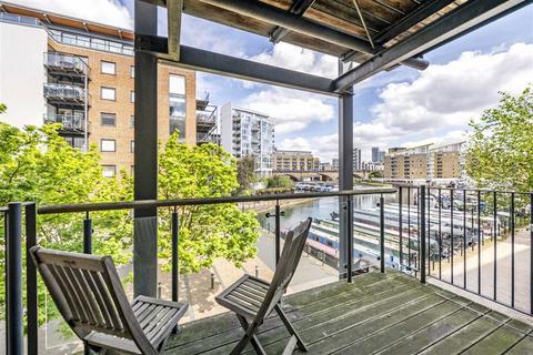 undefined, Branch Road, London E14