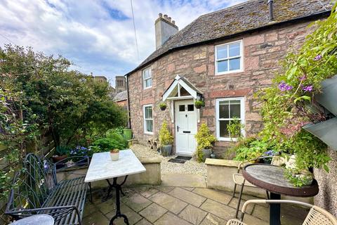 2 bedroom end of terrace house for sale, 11 Alexander Place, Inverness, IV3 5BX