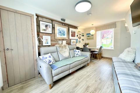 2 bedroom end of terrace house for sale, 11 Alexander Place, Inverness, IV3 5BX