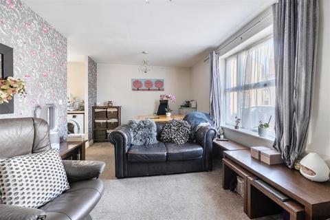 1 bedroom flat for sale, Freestone Way, Corsham