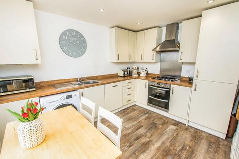 4 bedroom townhouse to rent, Langton Walk, STAMFORD