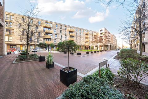 3 bedroom flat for sale, Yeoman Street, Deptford, London, SE8