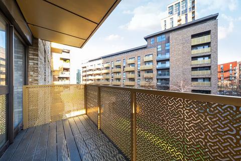 3 bedroom flat for sale, Yeoman Street, Deptford, London, SE8