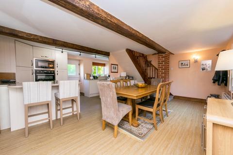 4 bedroom detached house for sale, Treacle Cottage, Low Town, Kirkburton, HD8