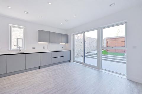 3 bedroom end of terrace house to rent, Lady White Crescent, Oxford, Oxfordshire, OX2