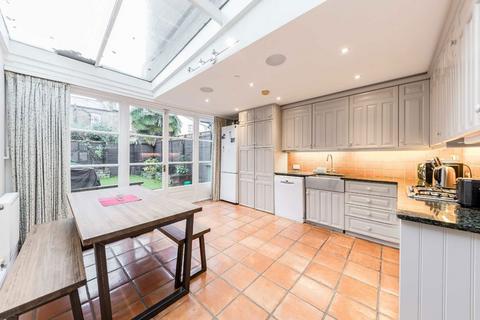 3 bedroom house for sale, Ballantine Street, London SW18