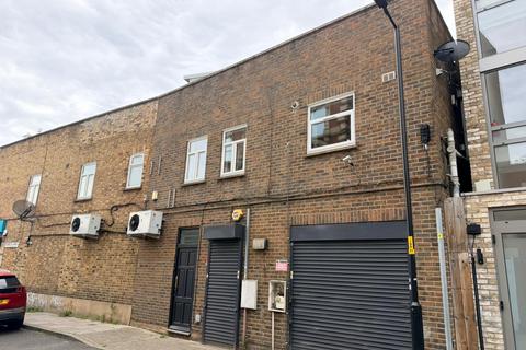 3 bedroom flat to rent, Rotherhithe New Road, London SE16