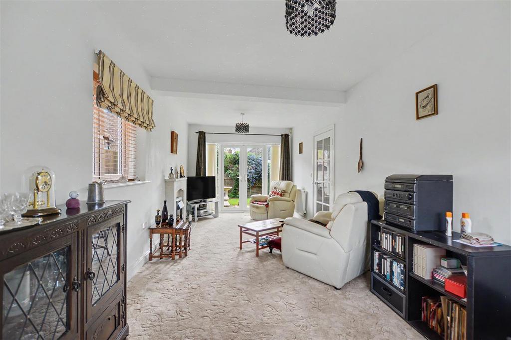 House in Broxtowe, Chilwell, Nottinghamshire - View 2