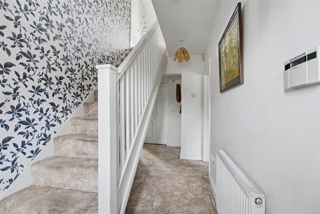 House in Broxtowe, Chilwell, Nottinghamshire - View 5