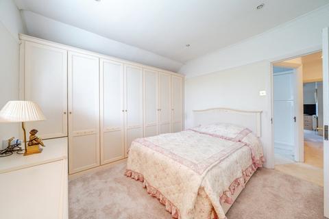 3 bedroom semi-detached house for sale, Treewall Gardens, Bromley, Kent, BR1