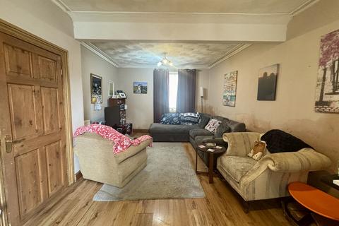 2 bedroom end of terrace house for sale, Holborn Road, Holyhead, Anglesey, LL65