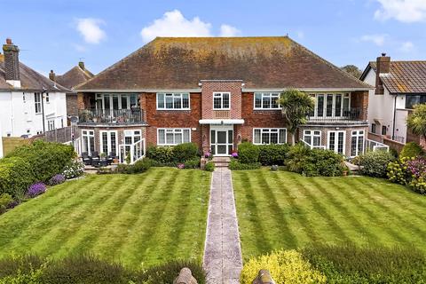 2 bedroom flat for sale, Marine Drive, Goring, Worthing