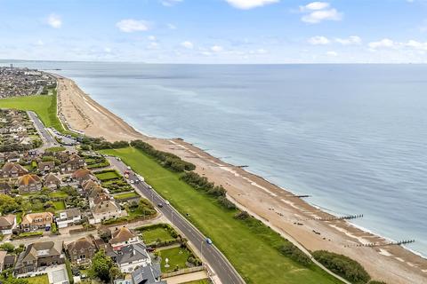 2 bedroom flat for sale, Marine Drive, Goring, Worthing