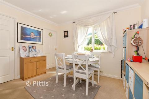 4 bedroom detached house for sale, Tamar Close, Sandown PO36