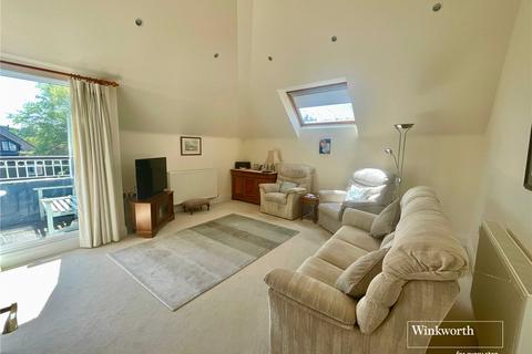 2 bedroom penthouse for sale, Wortley Road, Highcliffe, Christchurch, Dorset, BH23