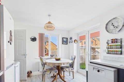 3 bedroom detached house for sale, Peter Way, Bilsthorpe NG22