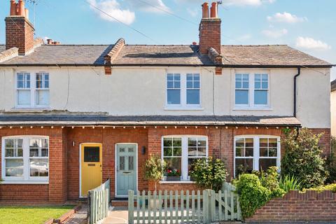 School Road, East Molesey, KT8