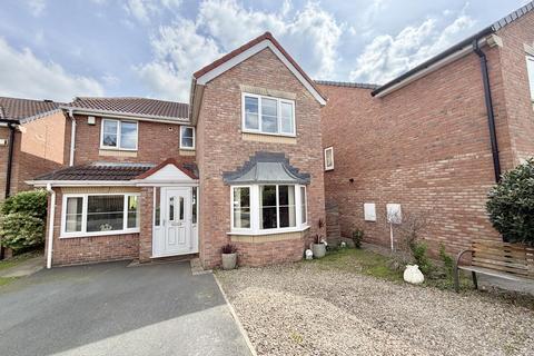 5 bedroom detached house for sale, Greenacre Court, Garforth, Leeds