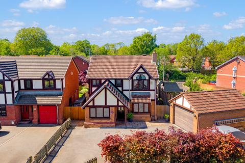 Detached house - Newmoore Lane, Runcorn, WA7