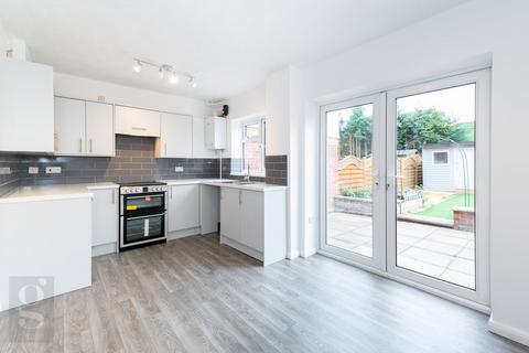 3 bedroom semi-detached house to rent, Tremlett Close, Bobblestock, Hereford