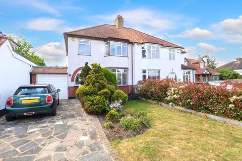 Devonshire Way, Shirley