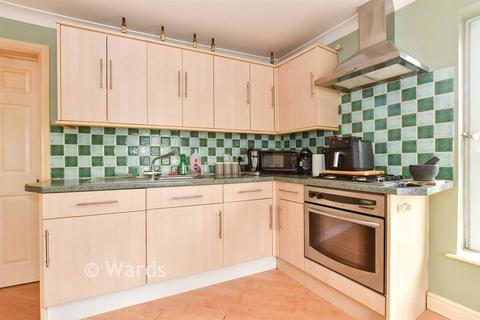 1 bedroom flat for sale, Clarendon Street, Dover, Kent