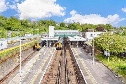 1 bedroom flat for sale, Clarendon Street, Dover CT17