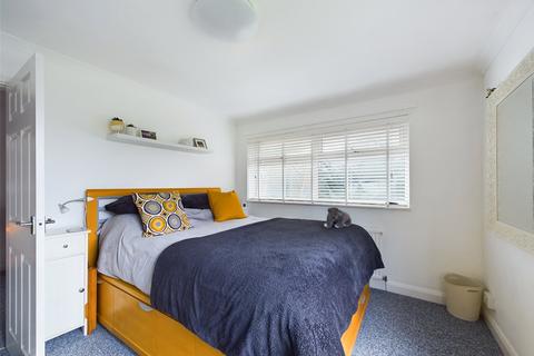 undefined, Daffodil Leaze, Kings Stanley, Stonehouse, Gloucestershire, GL10