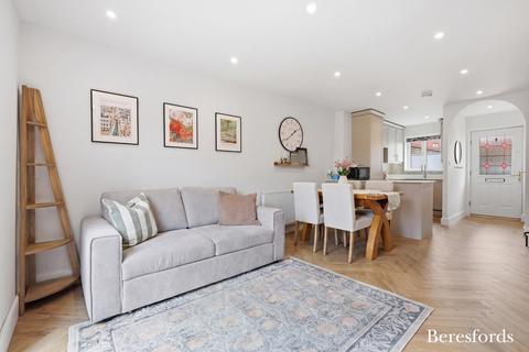 2 bedroom terraced house for sale, Nightingale Crescent, Harold Wood, RM3