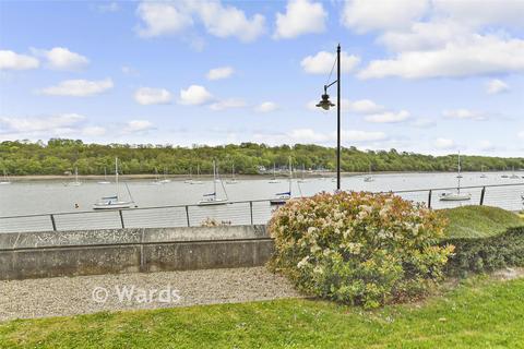2 bedroom ground floor flat for sale, Little Victory Mount, Chatham ME4