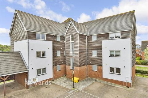 2 bedroom ground floor flat for sale, Little Victory Mount, Chatham ME4