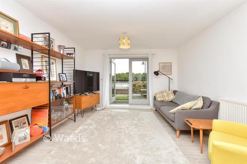 2 bedroom ground floor flat for sale, Little Victory Mount, Chatham ME4