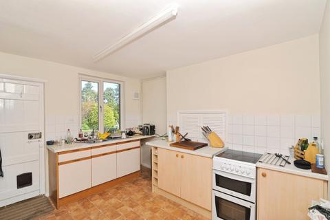 4 bedroom semi-detached house for sale, The Stage, Robertsbridge, East Sussex, TN32