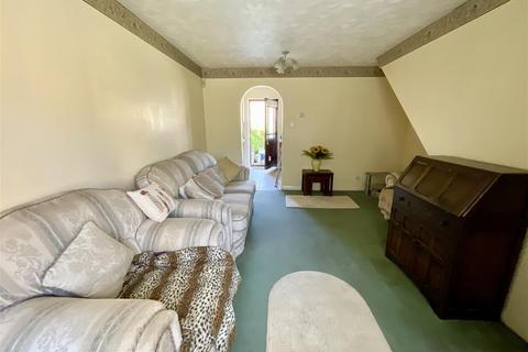 2 bedroom end of terrace house for sale, Clos Cilsaig, Dafen, Llanelli