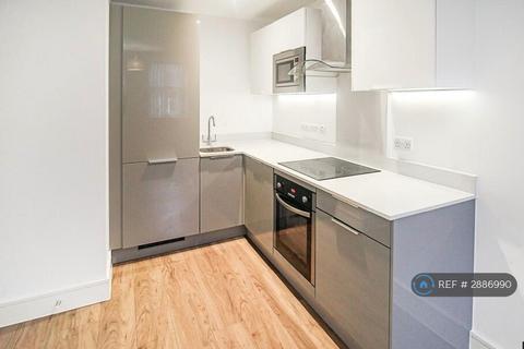 1 bedroom flat to rent, Baddow Road, Chelmsford, CM2