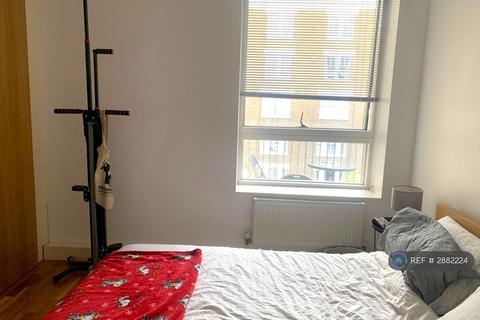 2 bedroom flat to rent, Old Kent Road, London, SE1