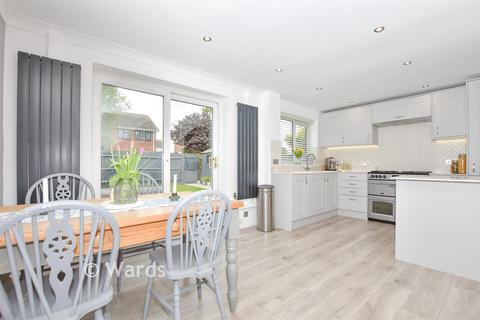 3 bedroom link detached house for sale, The Finches, Sittingbourne ME10
