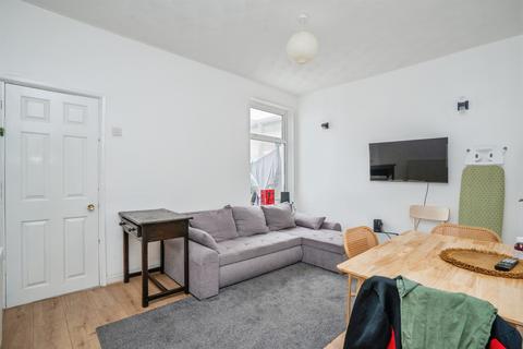 2 bedroom terraced house for sale, Mayhall Road, Portsmouth