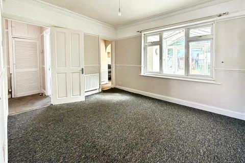 3 bedroom semi-detached house for sale, West Drayton Road, Uxbridge