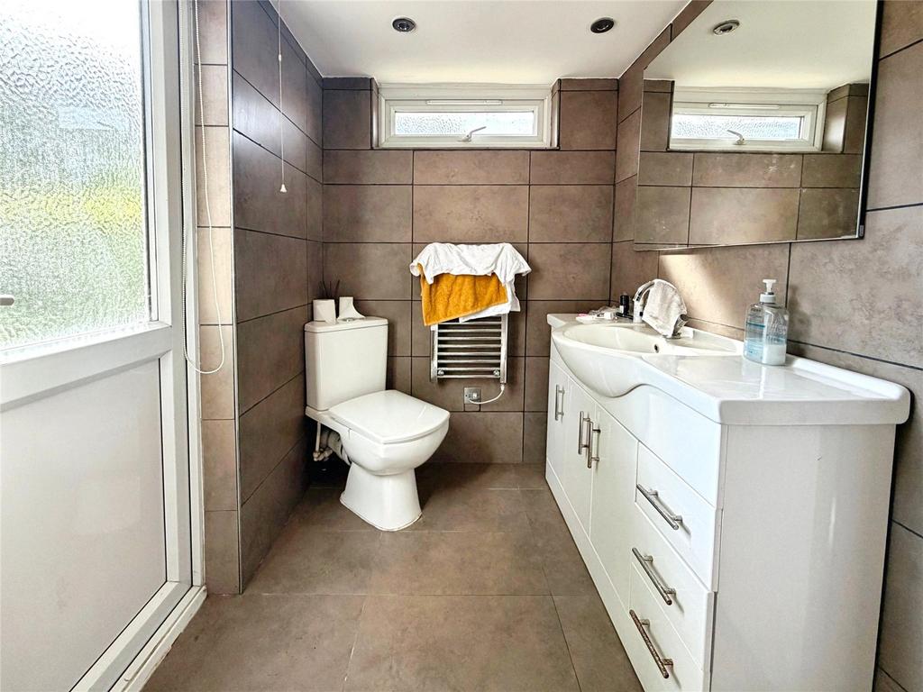 Annex Bathroom