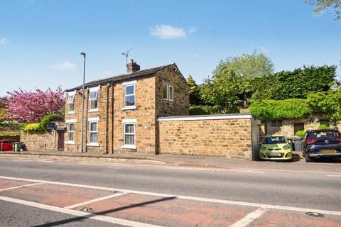 3 bedroom detached house for sale, The Common, Dewsbury, West Yorkshire