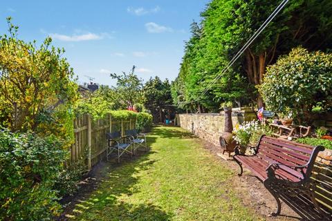 3 bedroom detached house for sale, The Common, Dewsbury, West Yorkshire