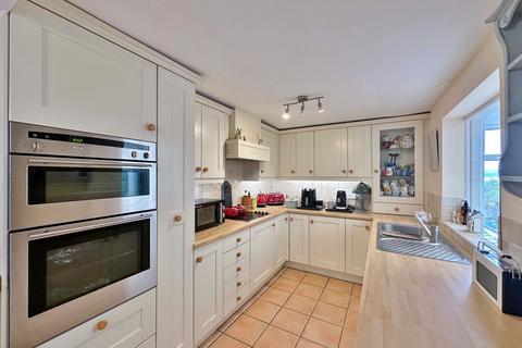3 bedroom detached house for sale, Raby Close, Heswall, CH60